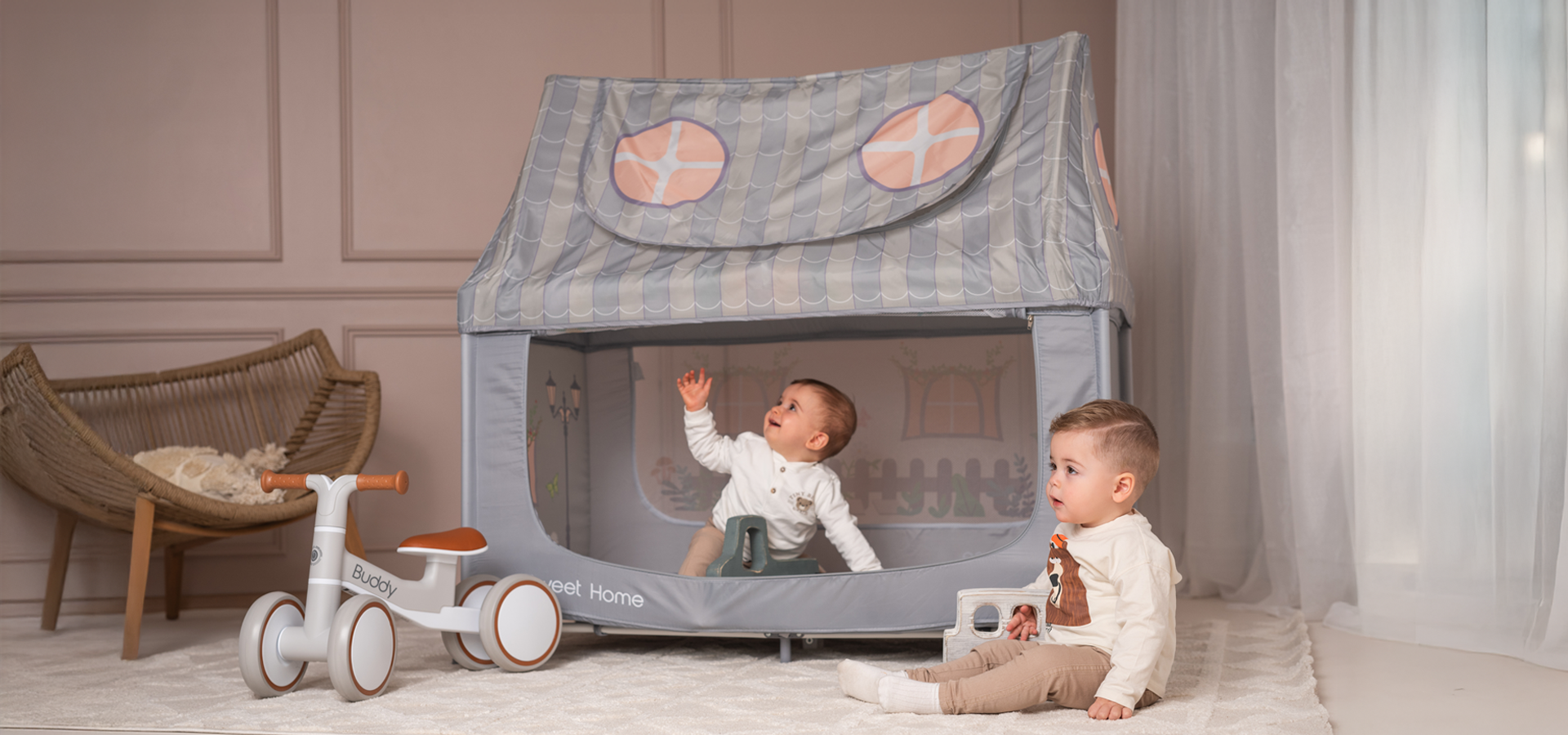 Picture of Baby cot SWEET HOME 2 layers with roof