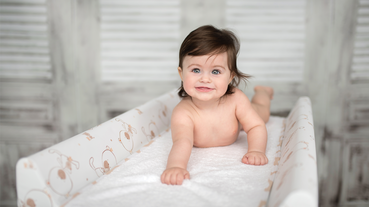 Picture of Hard diaper changing mat - short 50x70 cm