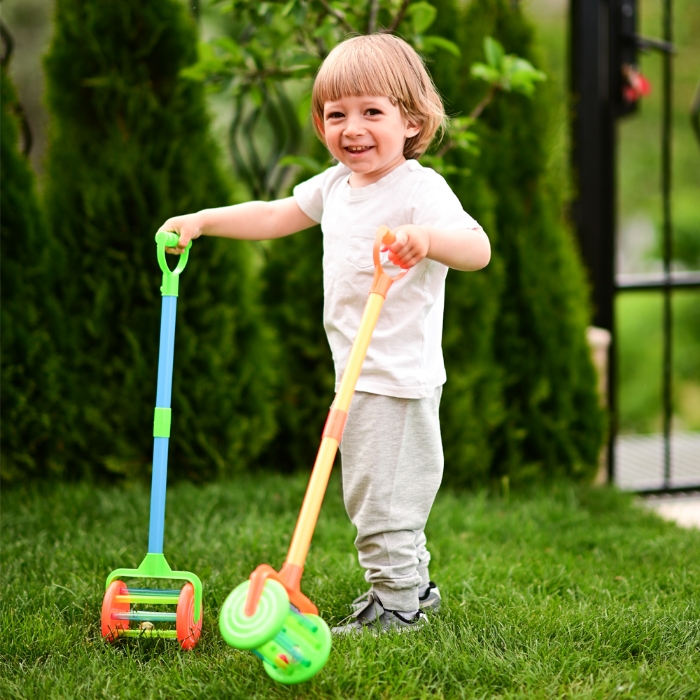 Immagine di Primi passi per bambini con pallina  luminosa
