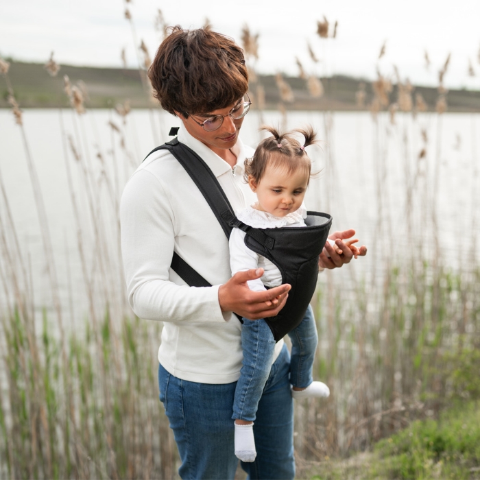 Picture of Baby carrier BETWEEN